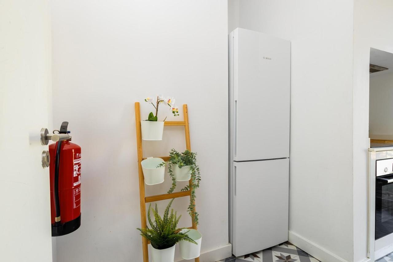 Los Anjos Apartment ลิสบอน ภายนอก รูปภาพ